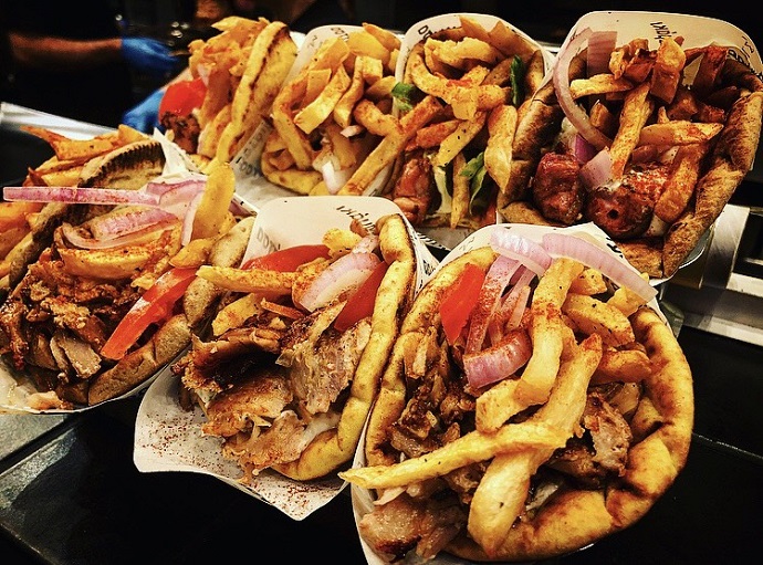 piatsa kalamaki tsiknopempti 2