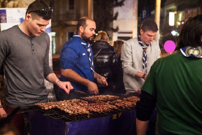 apokria xalandri 17 2 3