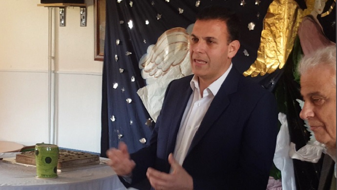 sikiarideio pita karameros