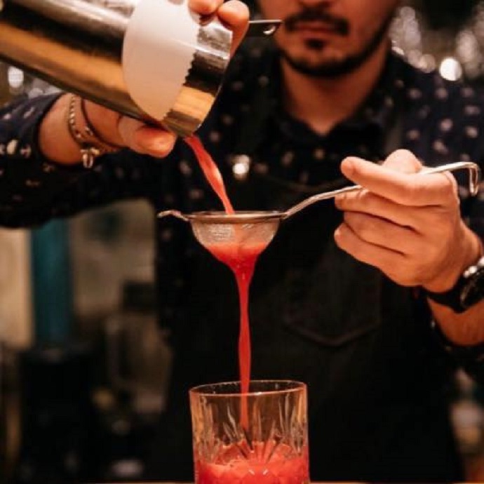 kokkinh svoura cocktail