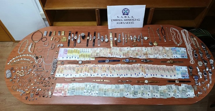 kyklwma xeiropedes xalandri