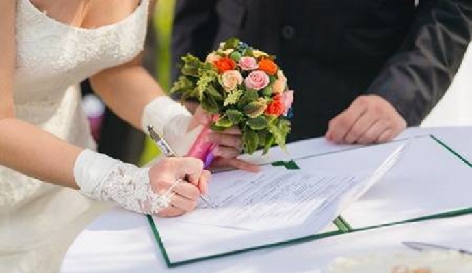 politikos gamos xalandri