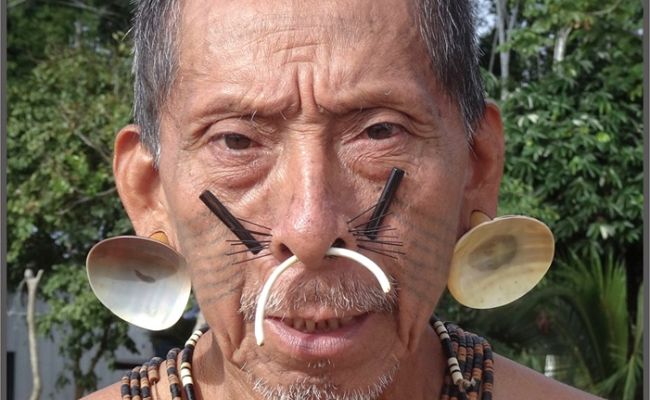 Ο Μπάμπης Μπίζας παρουσιάζει τις “Τελευταίες αυθεντικές φυλές του πλανήτη”, στο Αετοπούλειο